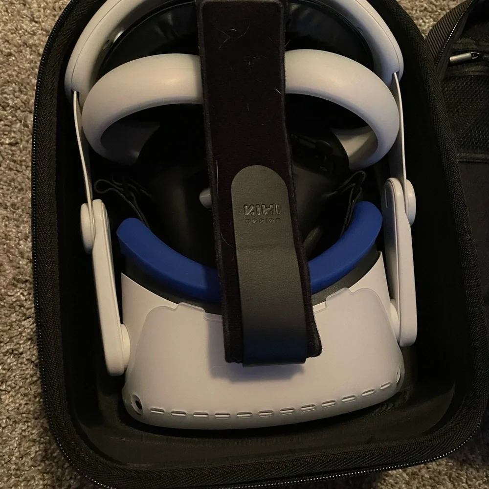 Oculus quest 2 with accessories